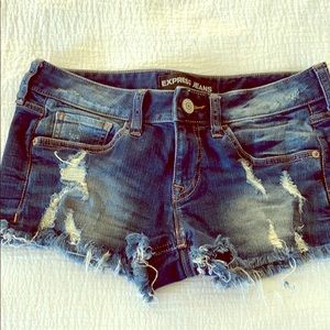 Express destructed shorts